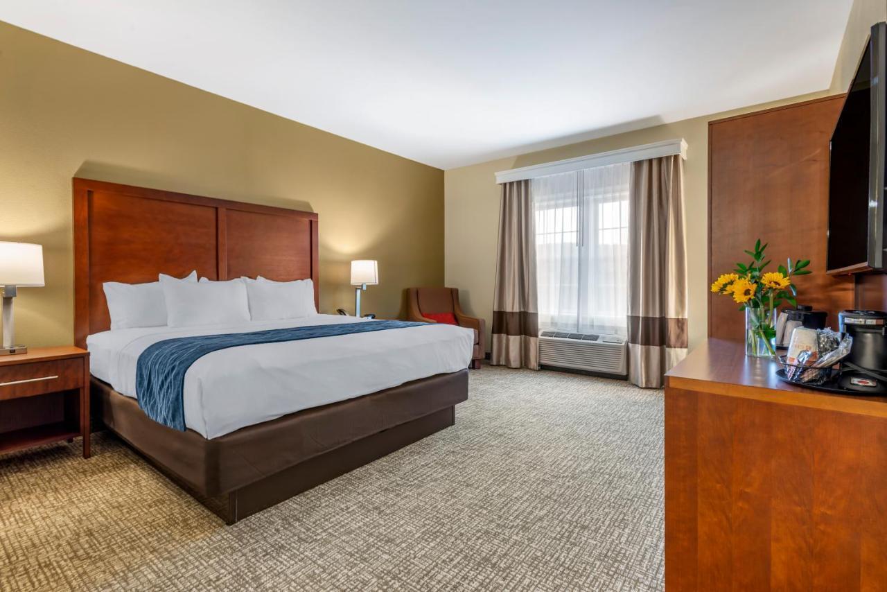 Comfort Inn Brewster Buitenkant foto